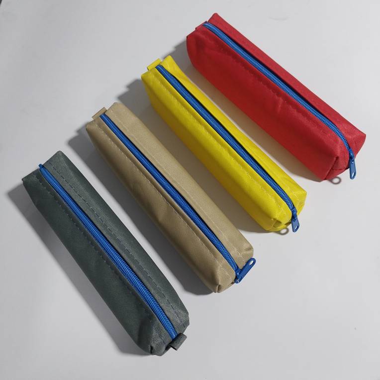جامدادی پارچه ای تک زیپ